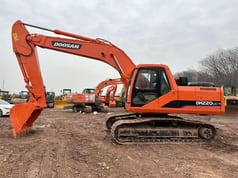 2017 Doosan DH220 Crawler Excavator