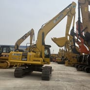 Гусеничний екскаватор Komatsu PC200-7, 2023