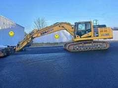 2022 Komatsu PC210LCI-11E0 Crawler Excavator
