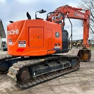 Hitachi ZX225 Crawler Excavator