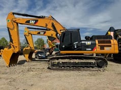 2022 Caterpillar 330D Mini Escavadora