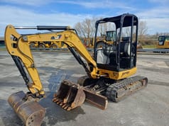2018 Caterpillar 302.7DCR Escavadora de Rastos