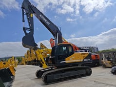 Hyundai R300LC-9S Crawler Excavator