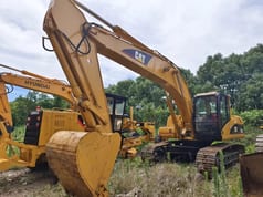 2018 Caterpillar 325C Escavadora de Rastos