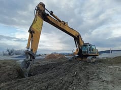 2000 Liebherr R964 Crawler Excavator