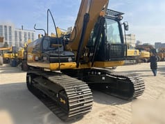 2016 Caterpillar 320D2 Crawler Excavator