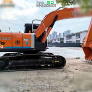 Гусеничный экскаватор Hitachi ZX200-3, 2013 г.