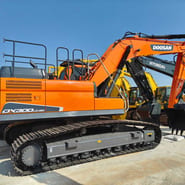 Escavatore cingolato Doosan DX225 del 2022