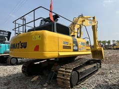 Komatsu PC450-7 Crawler Excavator