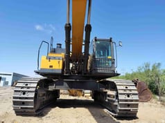 2017 XCMG XE700D Crawler Excavator