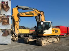 2015 Liebherr 926 SLC Crawler Excavator