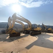 2020 Komatsu PC460-8