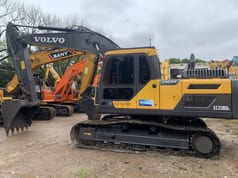 2013 Volvo EC200DL Crawler Excavator