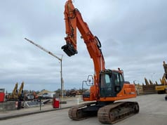 2017 Doosan DX225LC Crawler Excavator