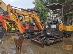 2016 Sany SY16C Crawler Excavator