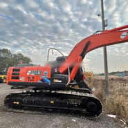 2018 Hitachi ZX200-3 Raupenbagger