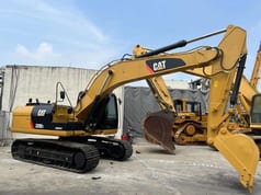 2024 Caterpillar 320D2 Wheel Excavator