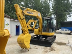 2013 Komatsu PC200-8 Crawler Excavator