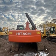 Hitachi ZX240 Гусеничный экскаватор