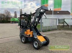 2023 Giant G1200 Mini Escavadora