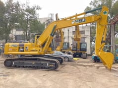 2023 Komatsu PC240-8 Crawler Excavator