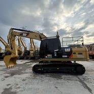 2018 Caterpillar 320D2 Crawler Excavator