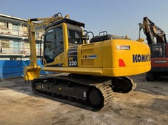 2024 Komatsu PC220-8 Crawler Excavator