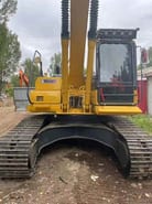 2017 Komatsu PC220-8 Crawler Excavator