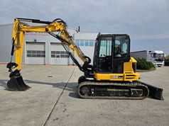 2022 JCB 86C-2T Crawler Excavator