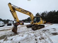 2011 Komatsu PC210LC-8 Escavadora de Rastos