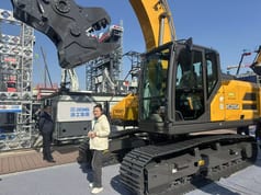 2023 XCMG XE205GA Crawler Excavator