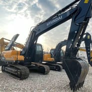 2023 Hyundai 220 Crawler Excavator