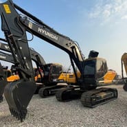 2023 Hyundai 220 Crawler Excavator
