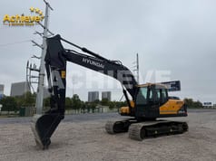 2025 Hyundai R220LC Crawler Excavator