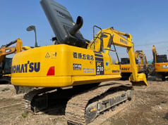 2025 Komatsu PC210 Crawler Excavator