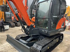 Excavadora de Orugas Doosan DX60 de 2022