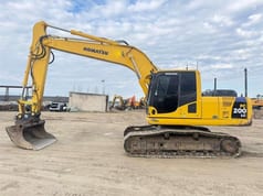 2015 Komatsu PC200 LC-8 Crawler Excavator