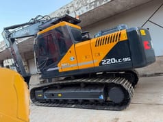 2025 Hyundai R225LC-9S Crawler Excavator