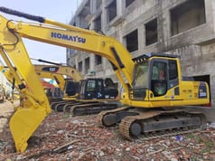 2018 Komatsu PC200-8 Escavatore Cingolato