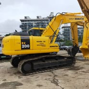 Escavatore cingolato Komatsu PC200-7 del 2021