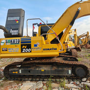 2016 Komatsu PC200 Escavatore Cingolato