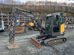 2022 Volvo EC35D Mini Excavator