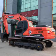 2018 Doosan DX225LC-7 Crawler Excavator