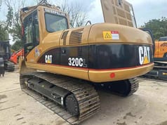 2022 Caterpillar 320C Rupstrekker