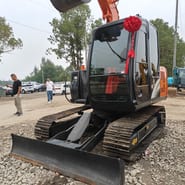 2023 Hitachi ZX70 Miniexcavadora