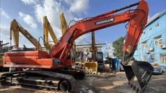 2019 Doosan DX300LC Crawler Excavator