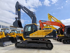 Hyundai R300LC-9S Crawler Excavator