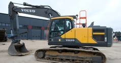 2020 Volvo EC220E Crawler Excavator
