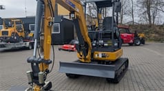 XCMG XE27E Mini Excavator
