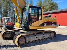 2005 Caterpillar 325C Crawler Excavator